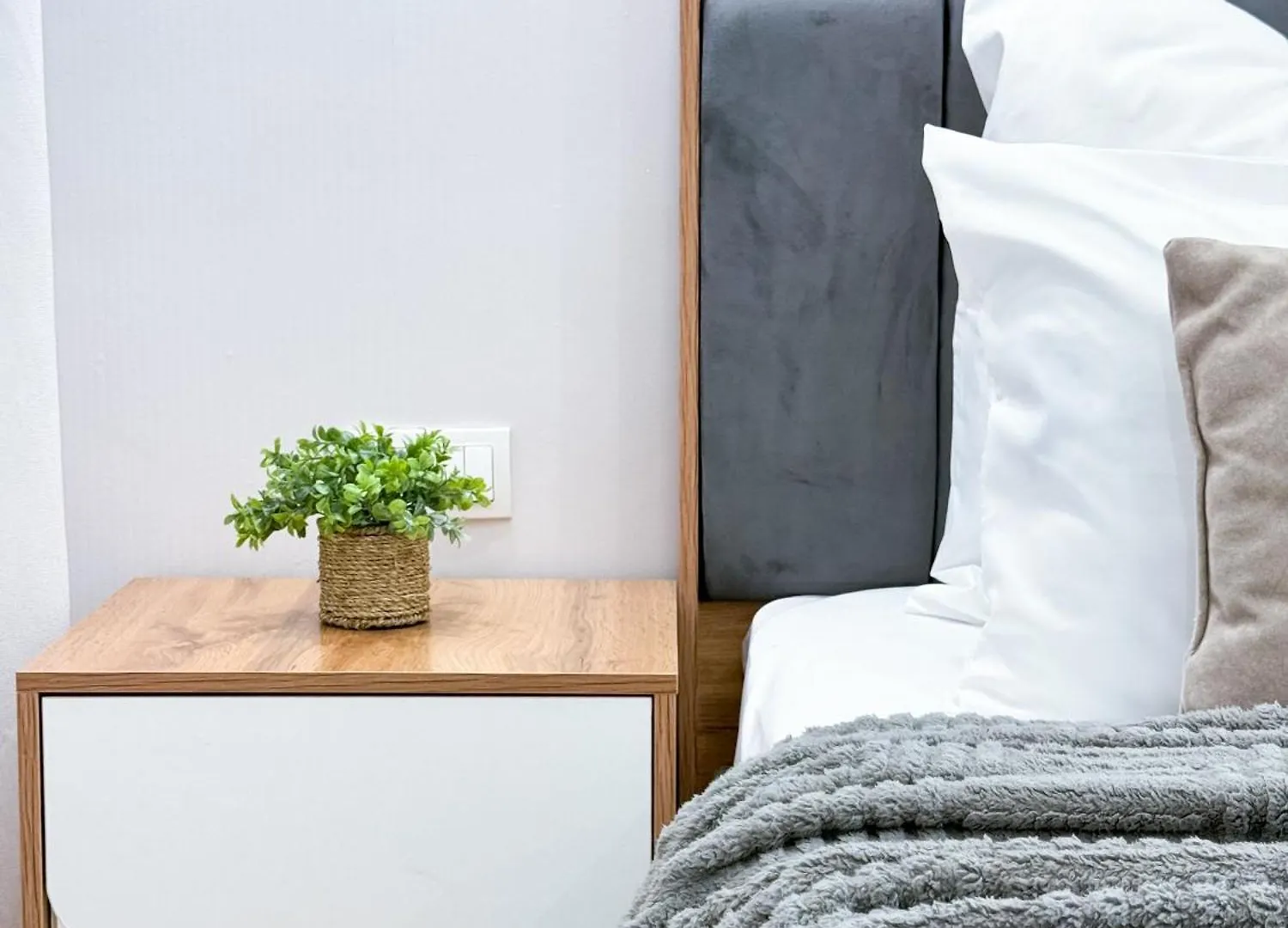 Жк Nest Grand -2 Rooms Almaty Apartment